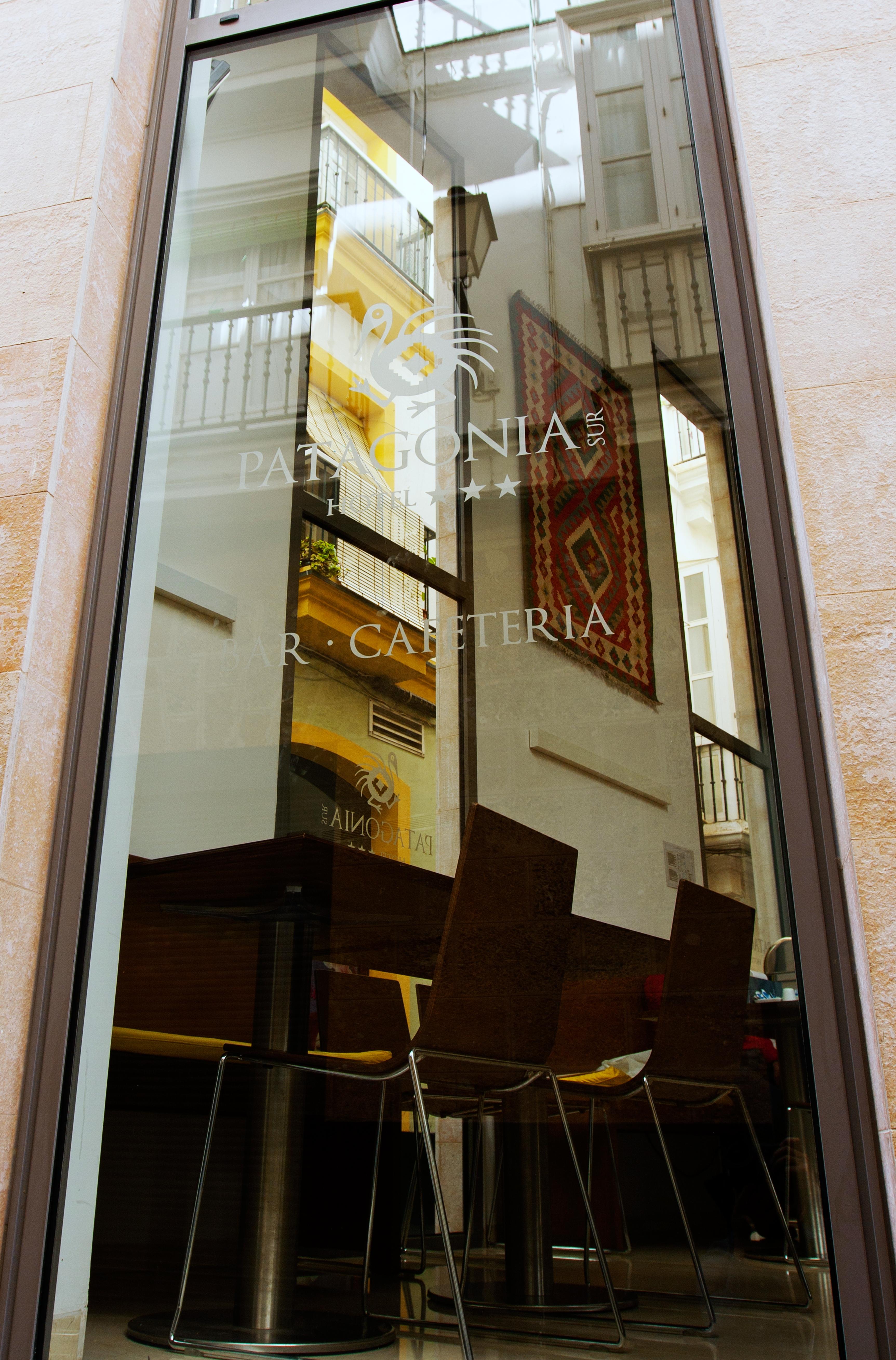 Hotel Patagonia Sur Cadiz Exterior photo