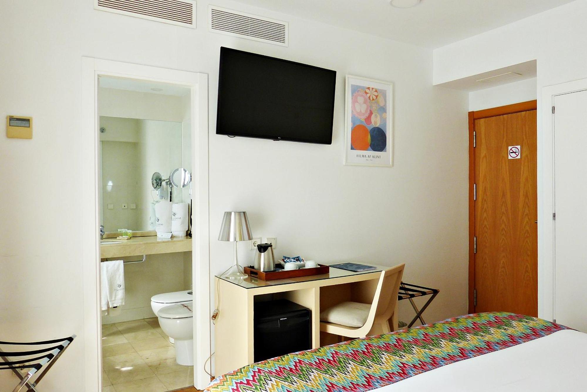Hotel Patagonia Sur Cadiz Exterior photo