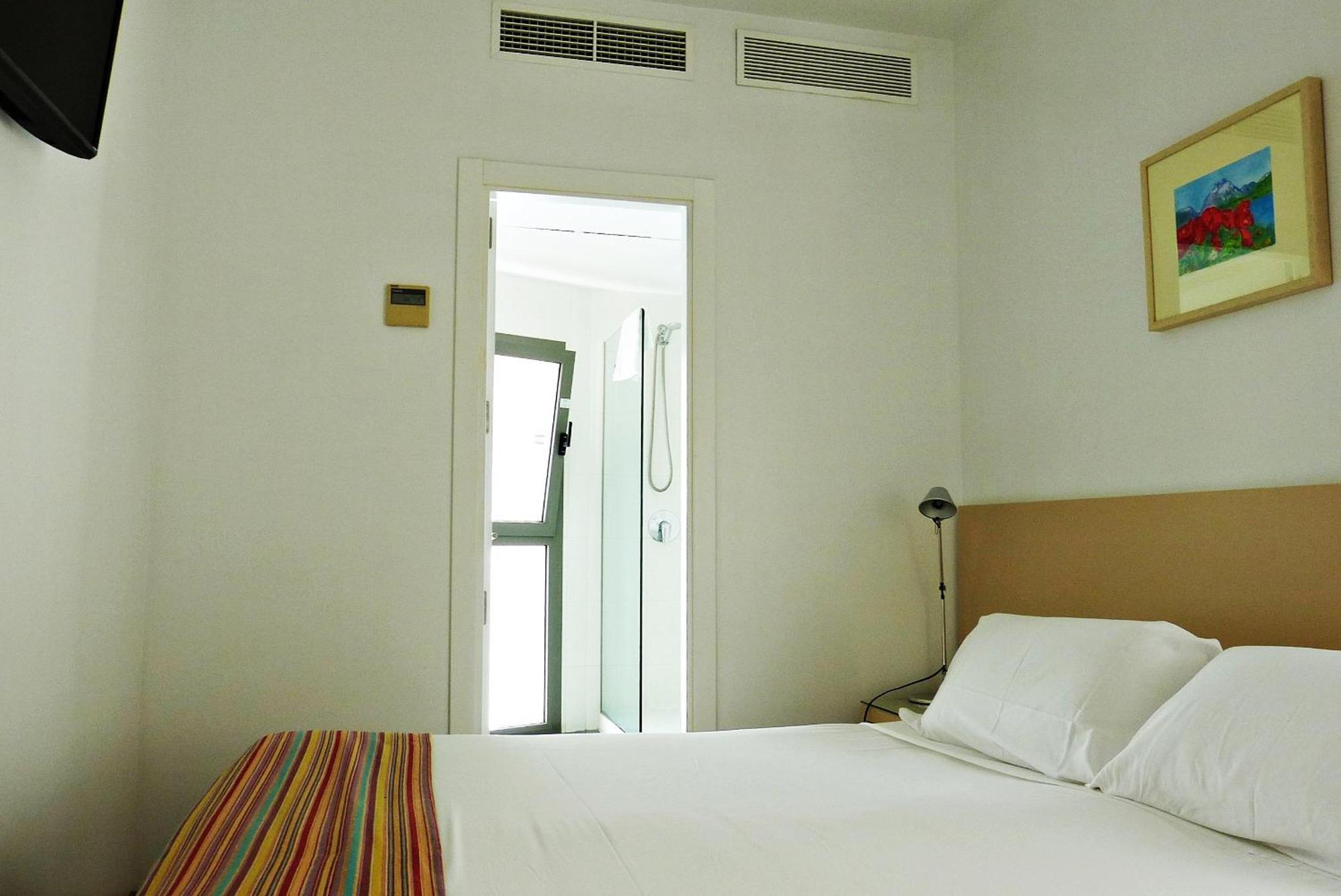 Hotel Patagonia Sur Cadiz Exterior photo