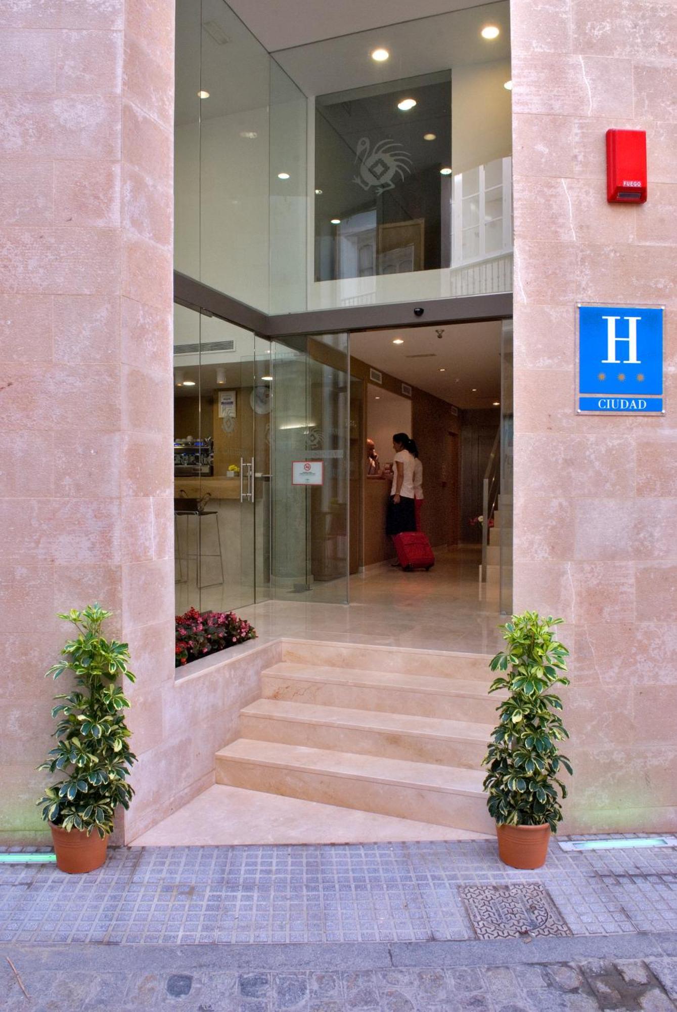 Hotel Patagonia Sur Cadiz Exterior photo