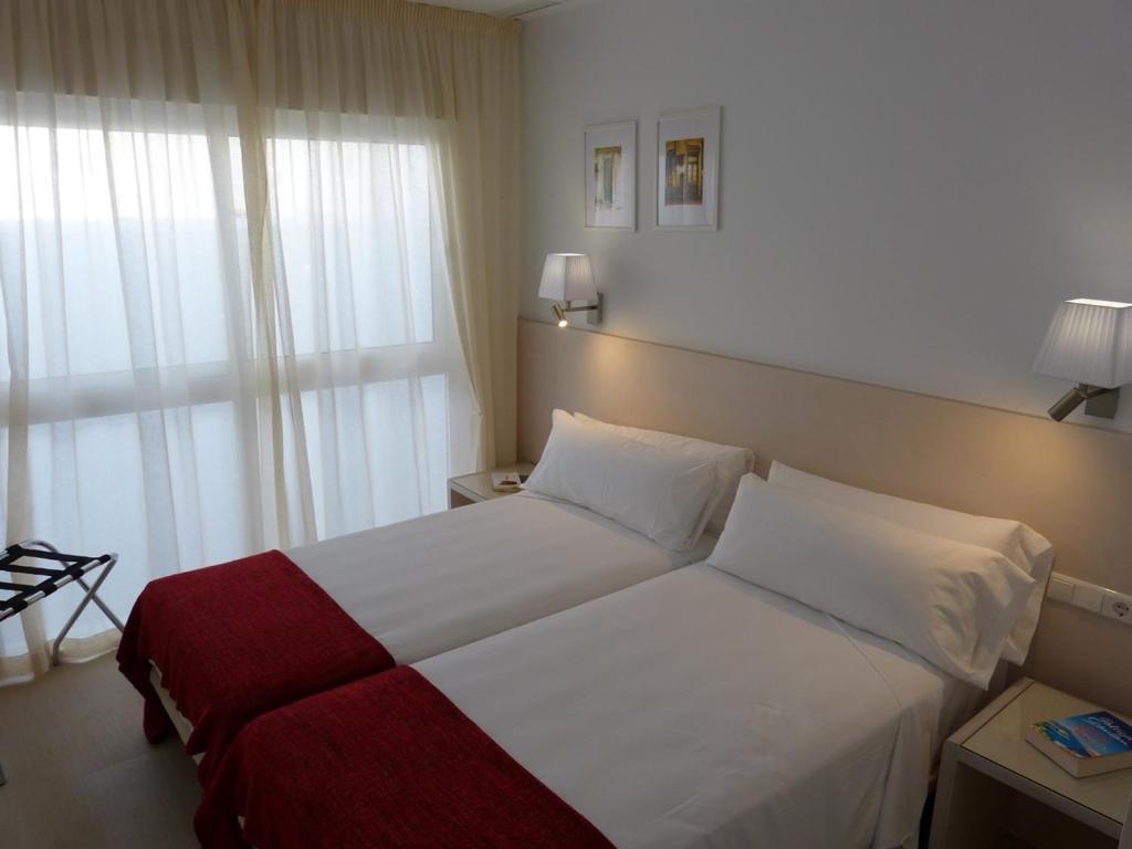 Hotel Patagonia Sur Cadiz Exterior photo