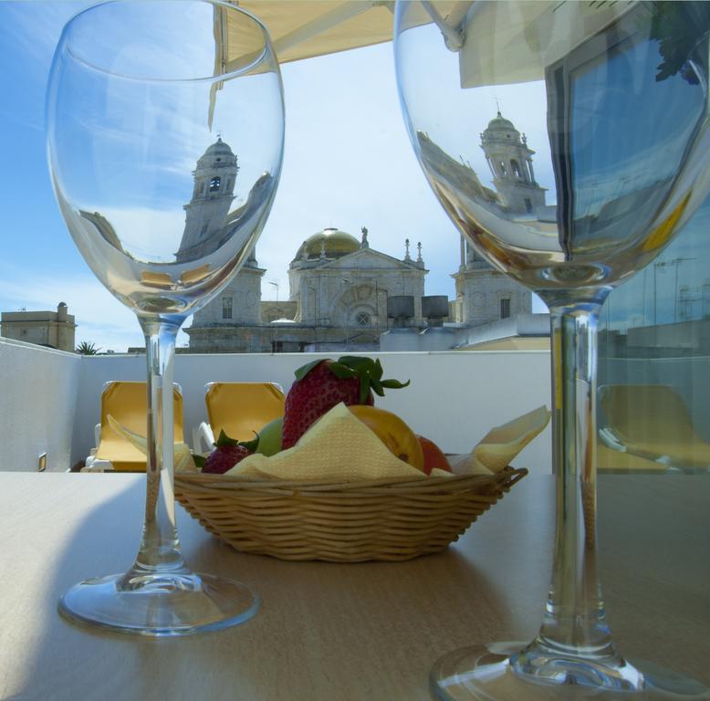 Hotel Patagonia Sur Cadiz Exterior photo